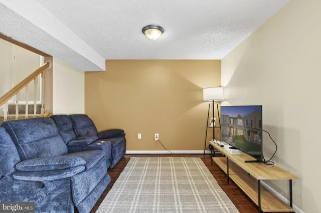 $2,700 | 5429 Quest Court, Woodbridge, VA 22193