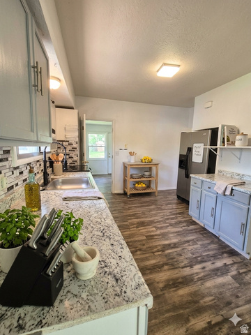 327 North 300 West Logan, UT 84321 - Photo 3 of 12