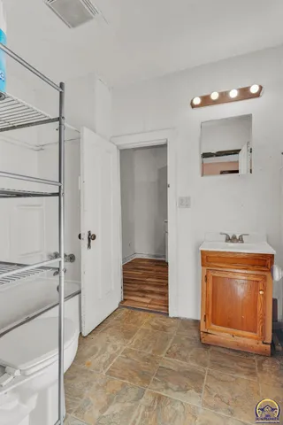 $63,000 | 2721 Southeast Colorado Avenue, Topeka, KS 66605