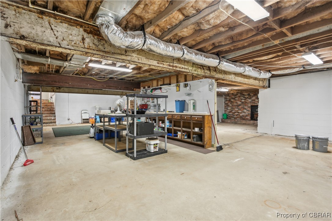 9300 Marlfield Road Gloucester, VA 23061 - Photo 47 of 50 Basement featuring a workshop area