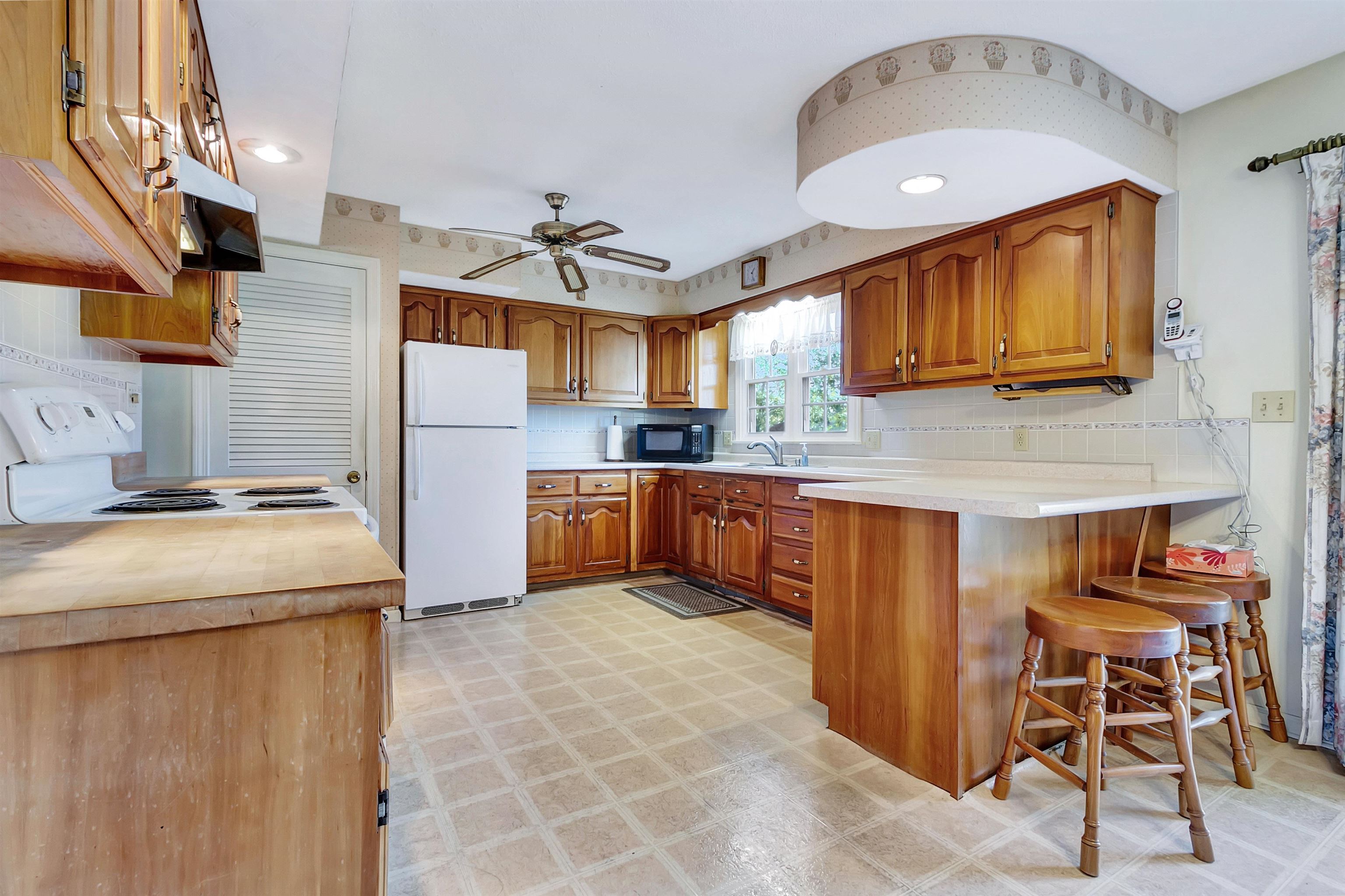 11 Lyman Avenue West Rutland, VT 05701 - Photo 12 of 48