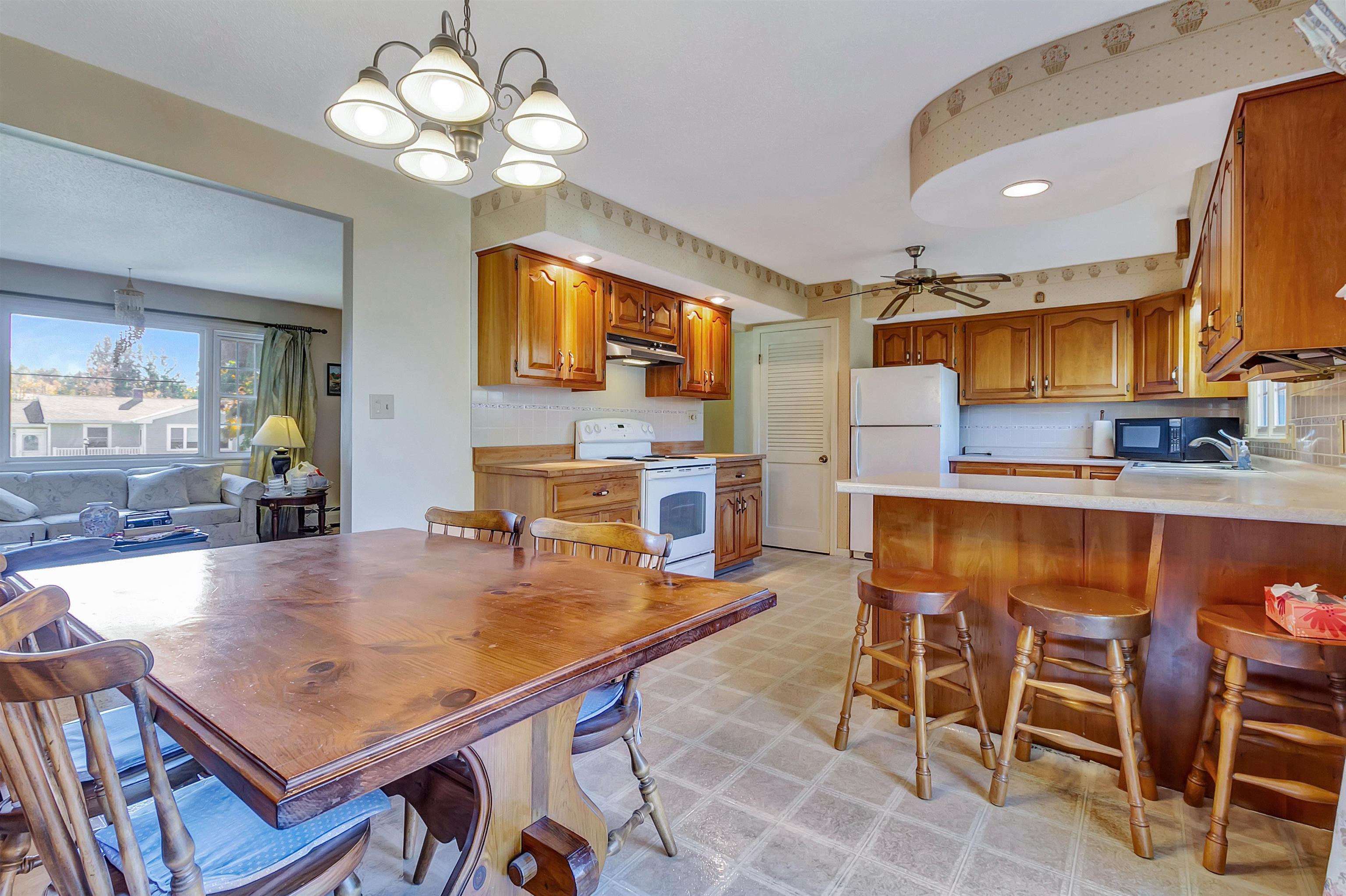 11 Lyman Avenue West Rutland, VT 05701 - Photo 14 of 48