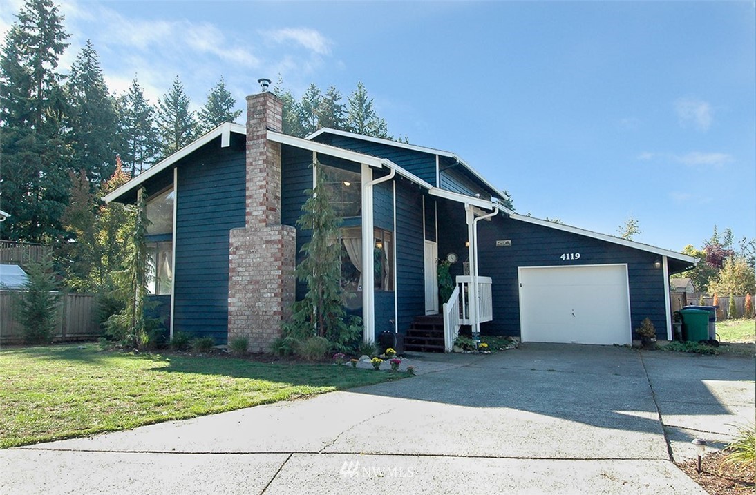 4119 Southeast 4th Place Renton, WA 98059 - Photo 1 of 23