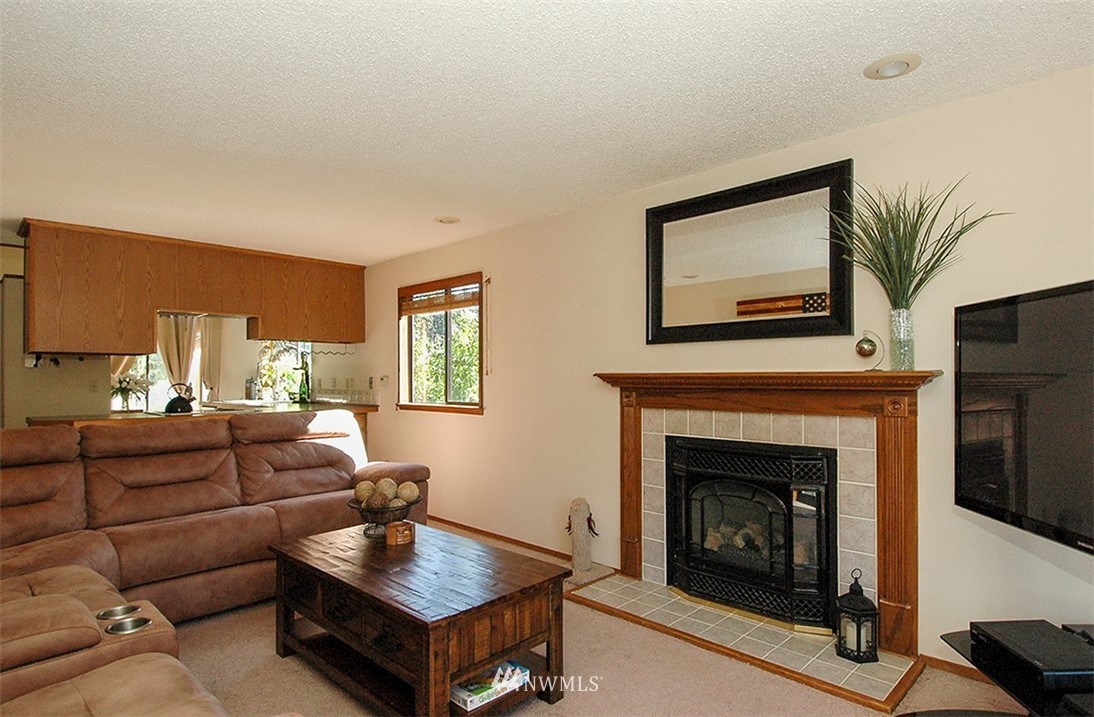4119 Southeast 4th Place Renton, WA 98059 - Photo 11 of 23