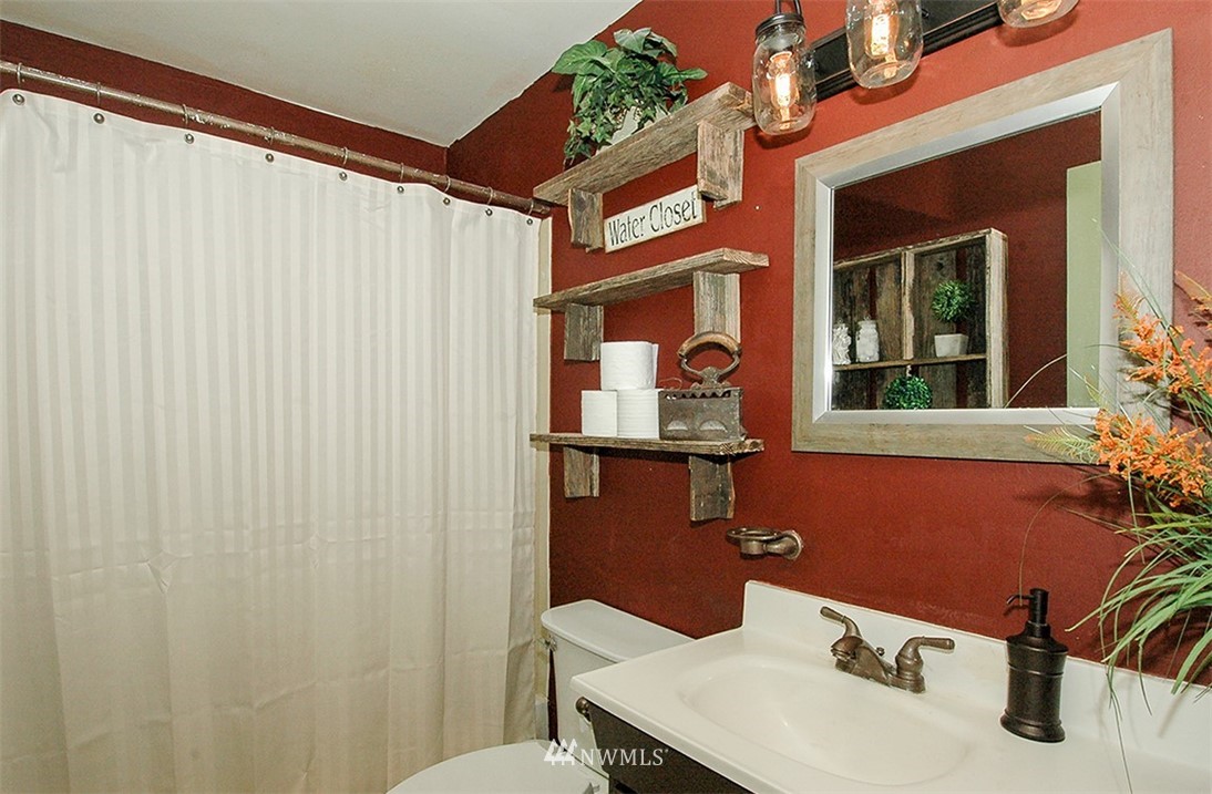 4119 Southeast 4th Place Renton, WA 98059 - Photo 18 of 23