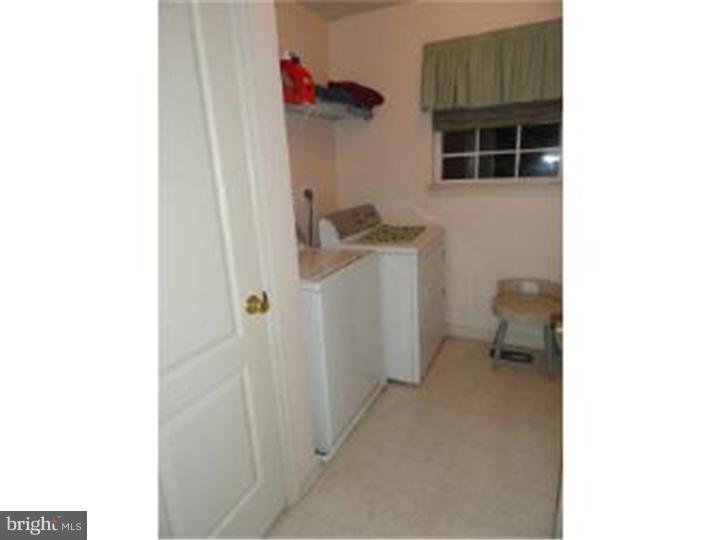 4516 Old Oak Road Doylestown, PA 18902 - Photo 22 of 25 Gallery Image 22