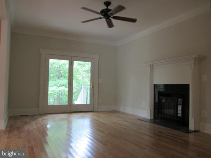 584 Coover Road Annapolis, MD 21401 - Photo 6 of 22 Family Room