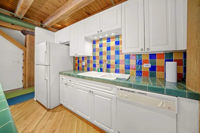 $2,495 | 520 West Huron Street, Unit 113, Chicago, IL 60654