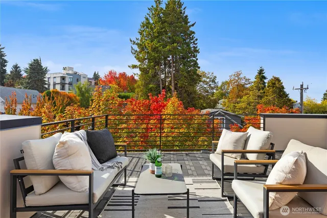 $964,950 | 6540 B Latona Avenue Northeast, Seattle, WA 98115