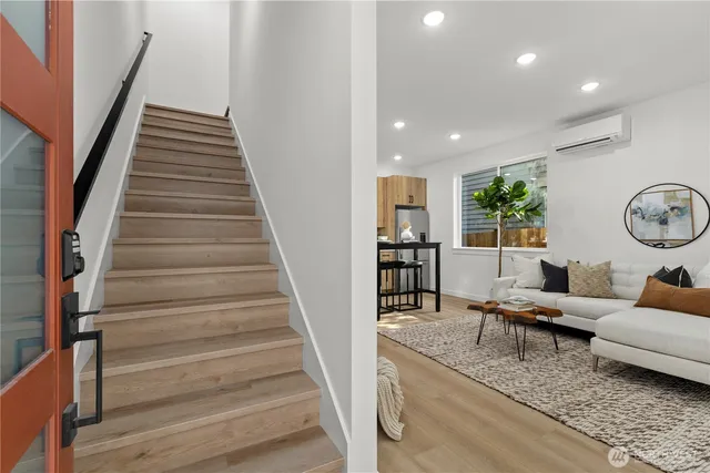 $964,950 | 6540 B Latona Avenue Northeast, Seattle, WA 98115