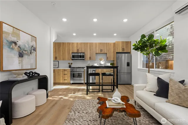 $964,950 | 6540 B Latona Avenue Northeast, Seattle, WA 98115