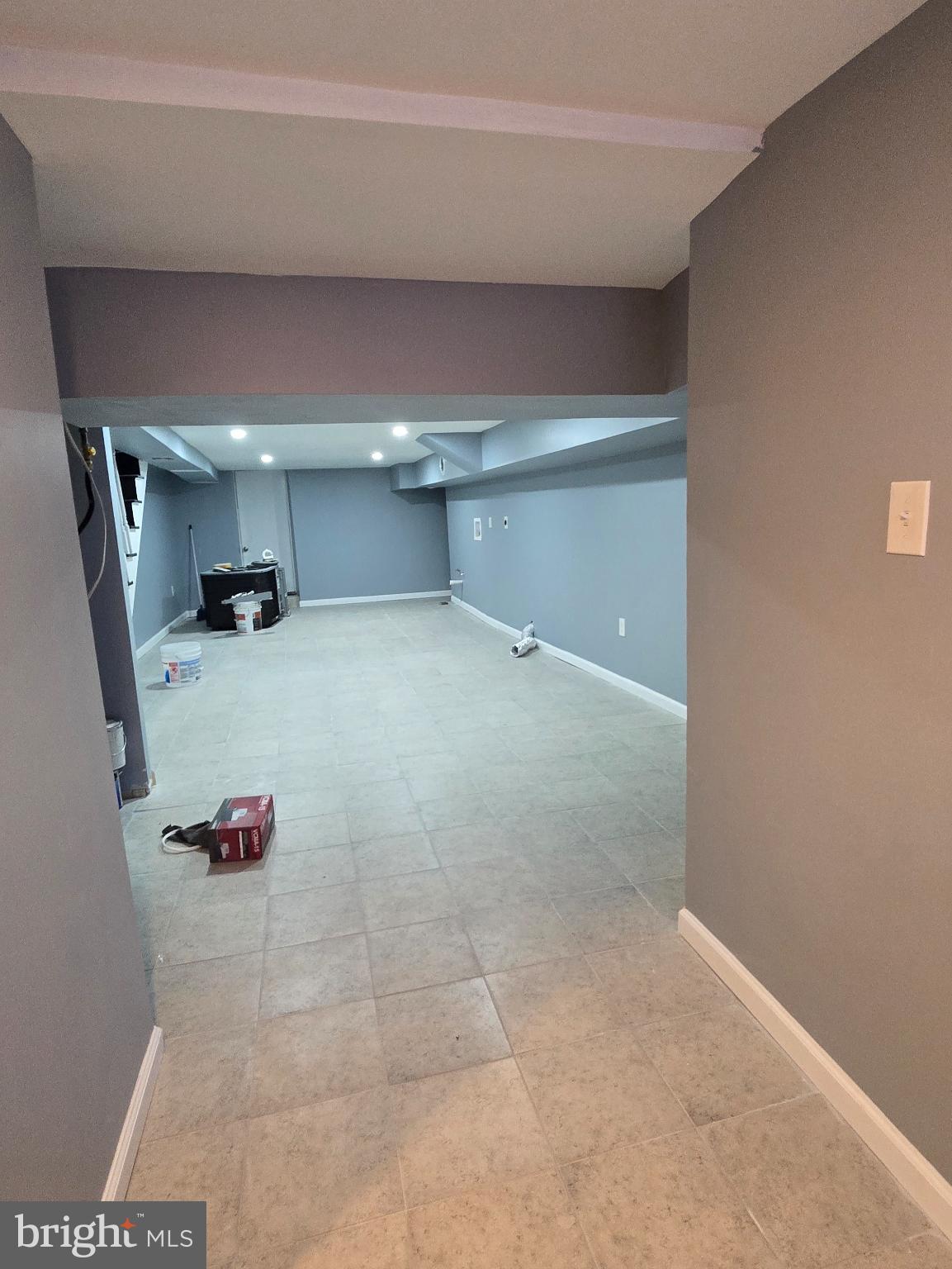 6733 Linmore Avenue Philadelphia, PA 19142 - Photo 21 of 55 Spacious, modern basement ready for creativity.