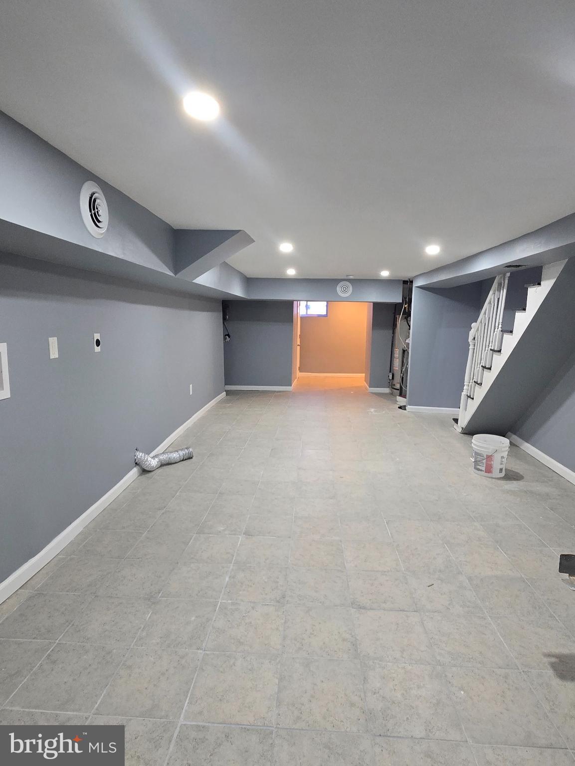 6733 Linmore Avenue Philadelphia, PA 19142 - Photo 22 of 55 a view of an empty room