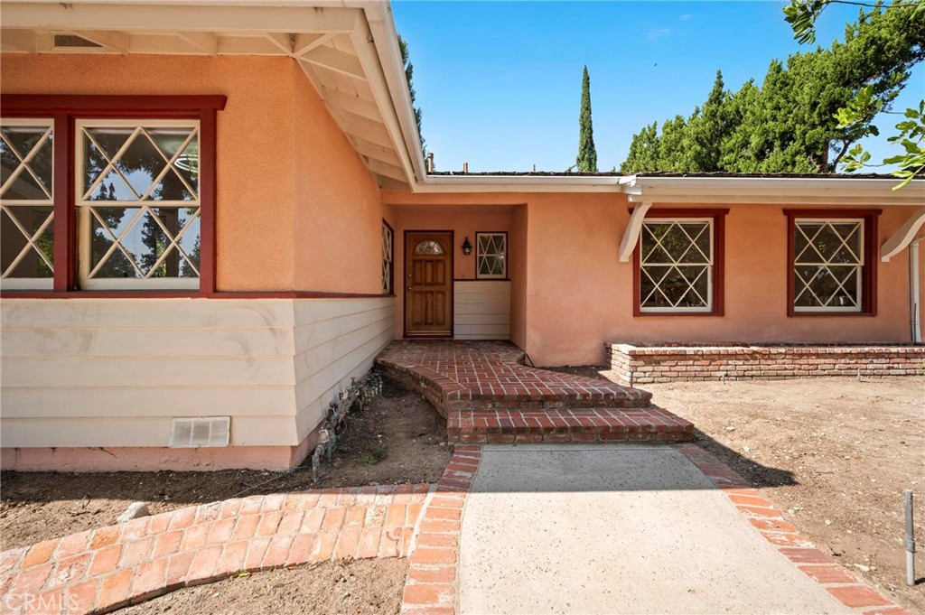 18543 Chatsworth Street Porter Ranch, CA 91326 - Photo 4 of 39