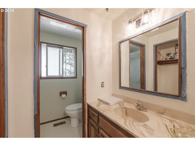 $597,700 | 688 Wyatt Lane, Philomath, OR 97370