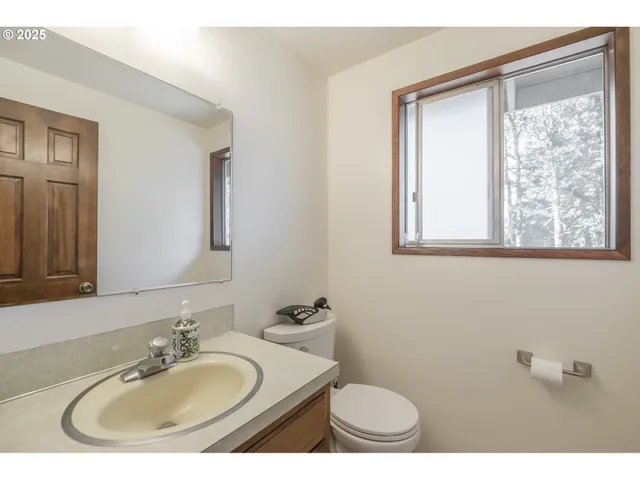 $597,700 | 688 Wyatt Lane, Philomath, OR 97370