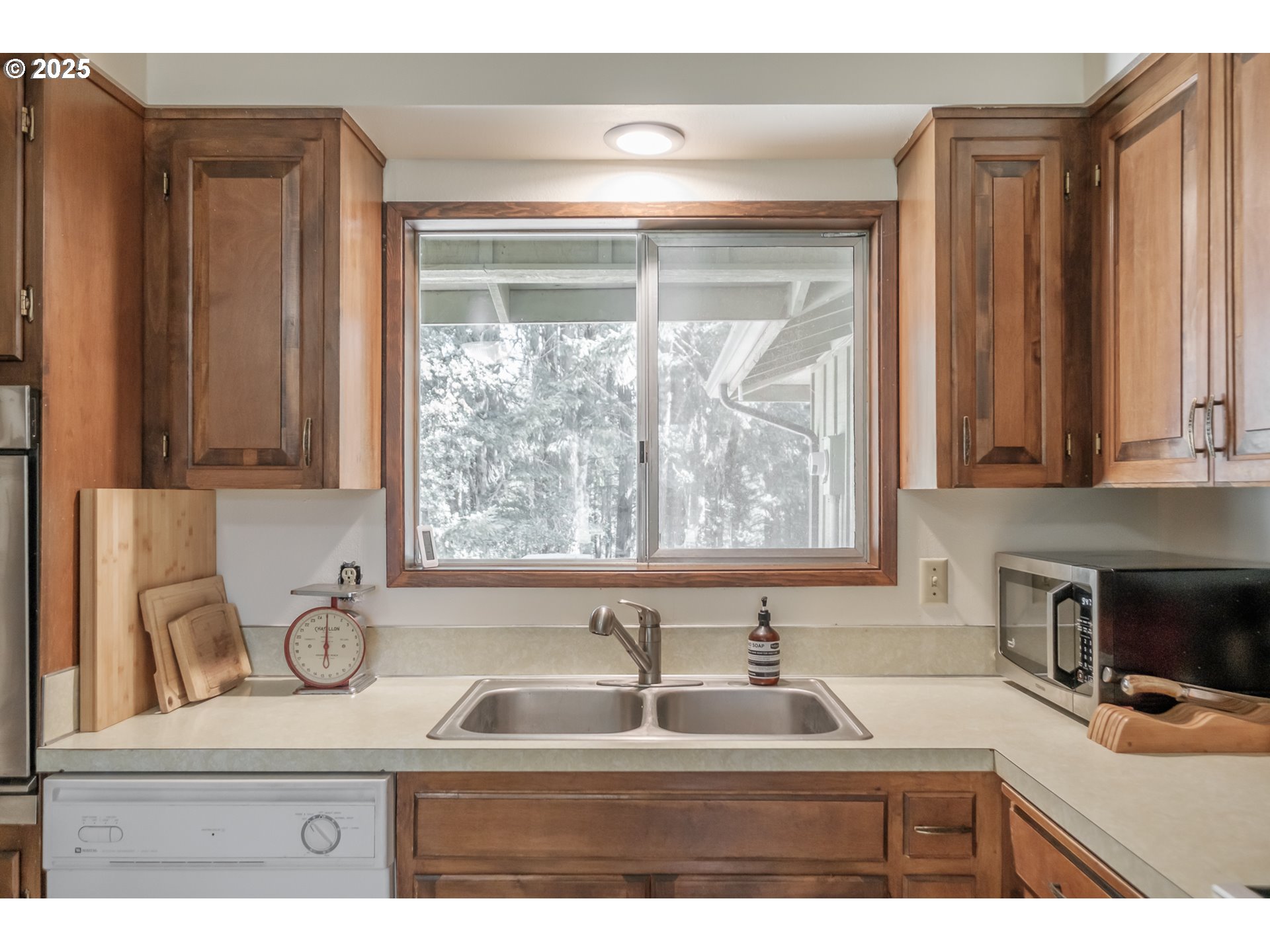 688 Wyatt Lane Philomath, OR 97370 - Photo 8 of 38