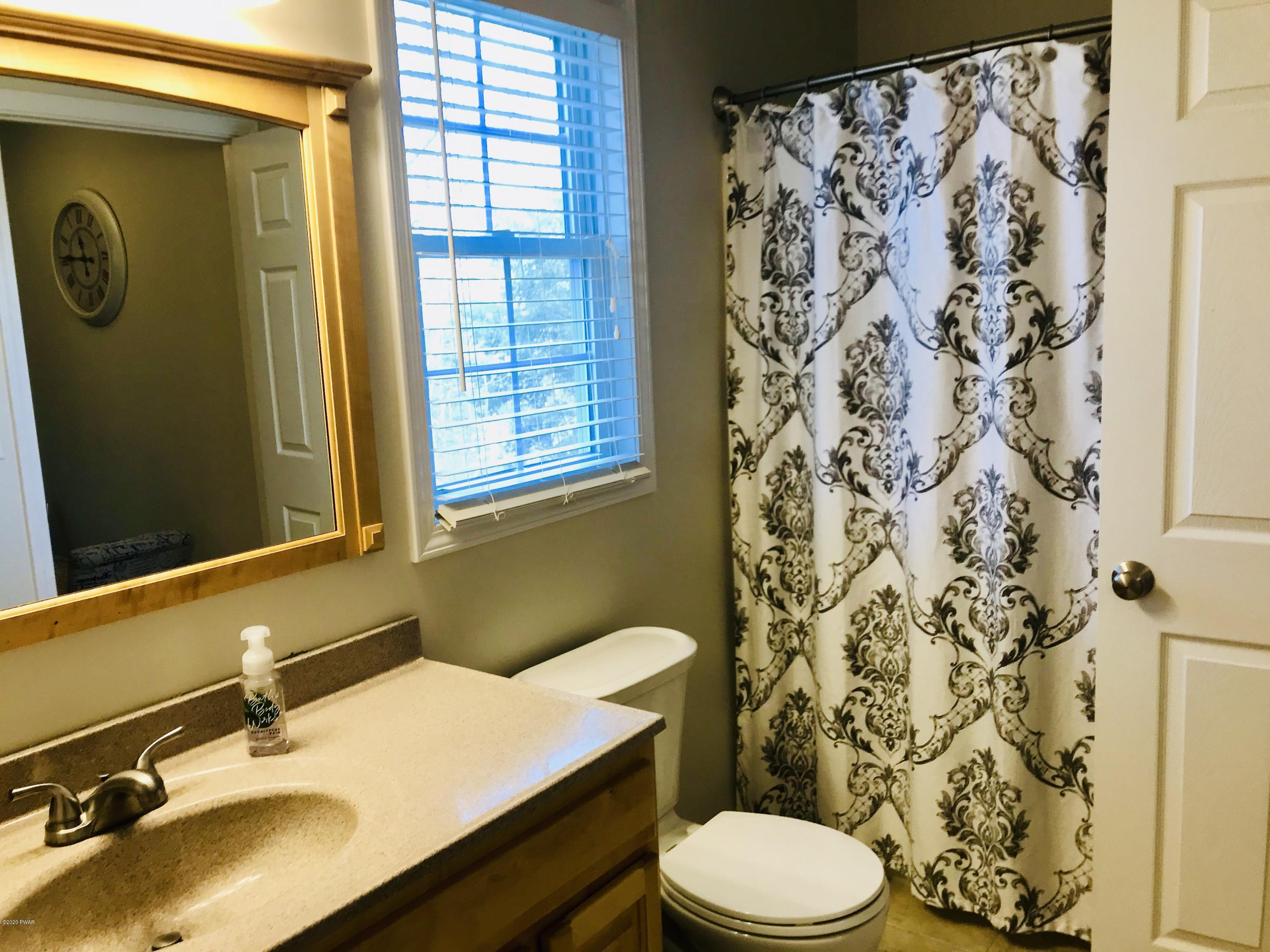 148 Oneida Road Shohola, PA 18458 - Photo 24 of 37 fullsizeoutput_89e