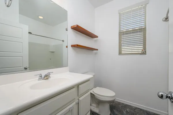 $2,250 | 8536 South 40th Glen, Laveen, AZ 85339