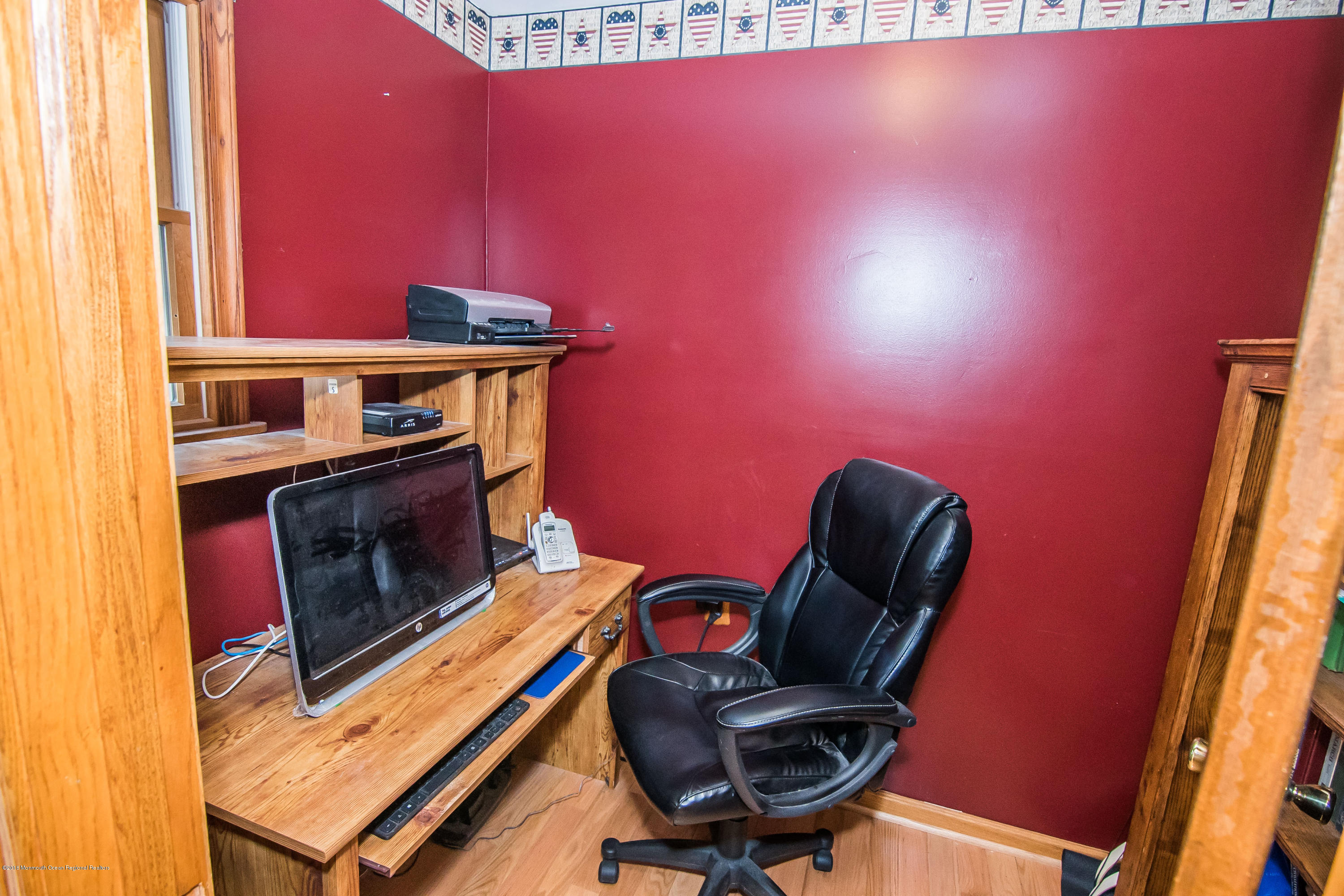 413 Leesville Road Jackson, NJ 08527 - Photo 18 of 24 413 Leesville office