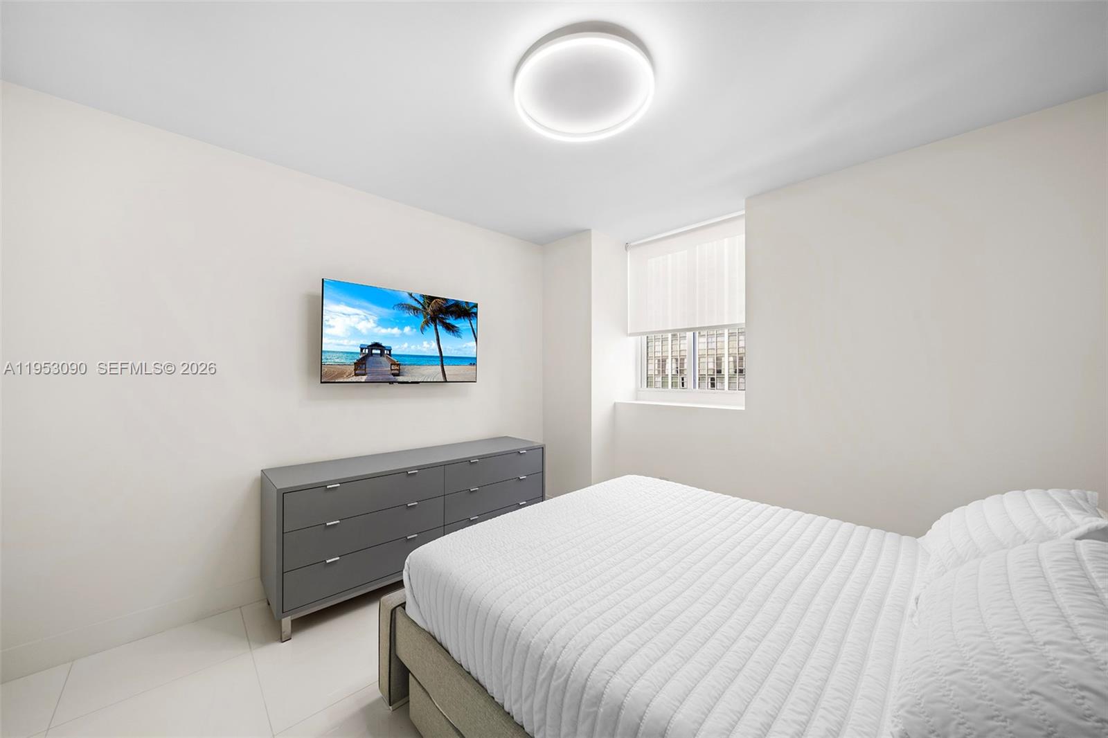 4779 Collins Avenue, Unit 907 Miami Beach, FL 33140 - Photo 18 of 45