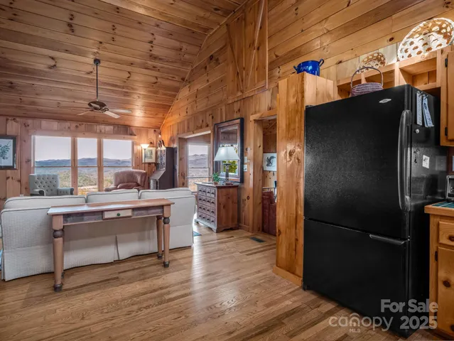 $945,000 | 1692 Becky Mountain Road, Brevard, NC 28712