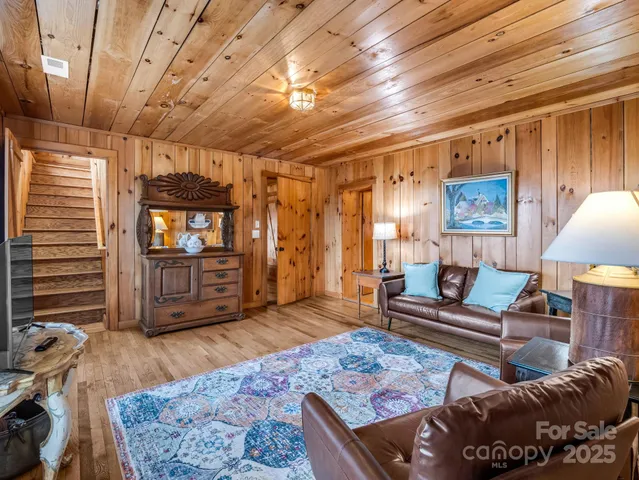 $945,000 | 1692 Becky Mountain Road, Brevard, NC 28712