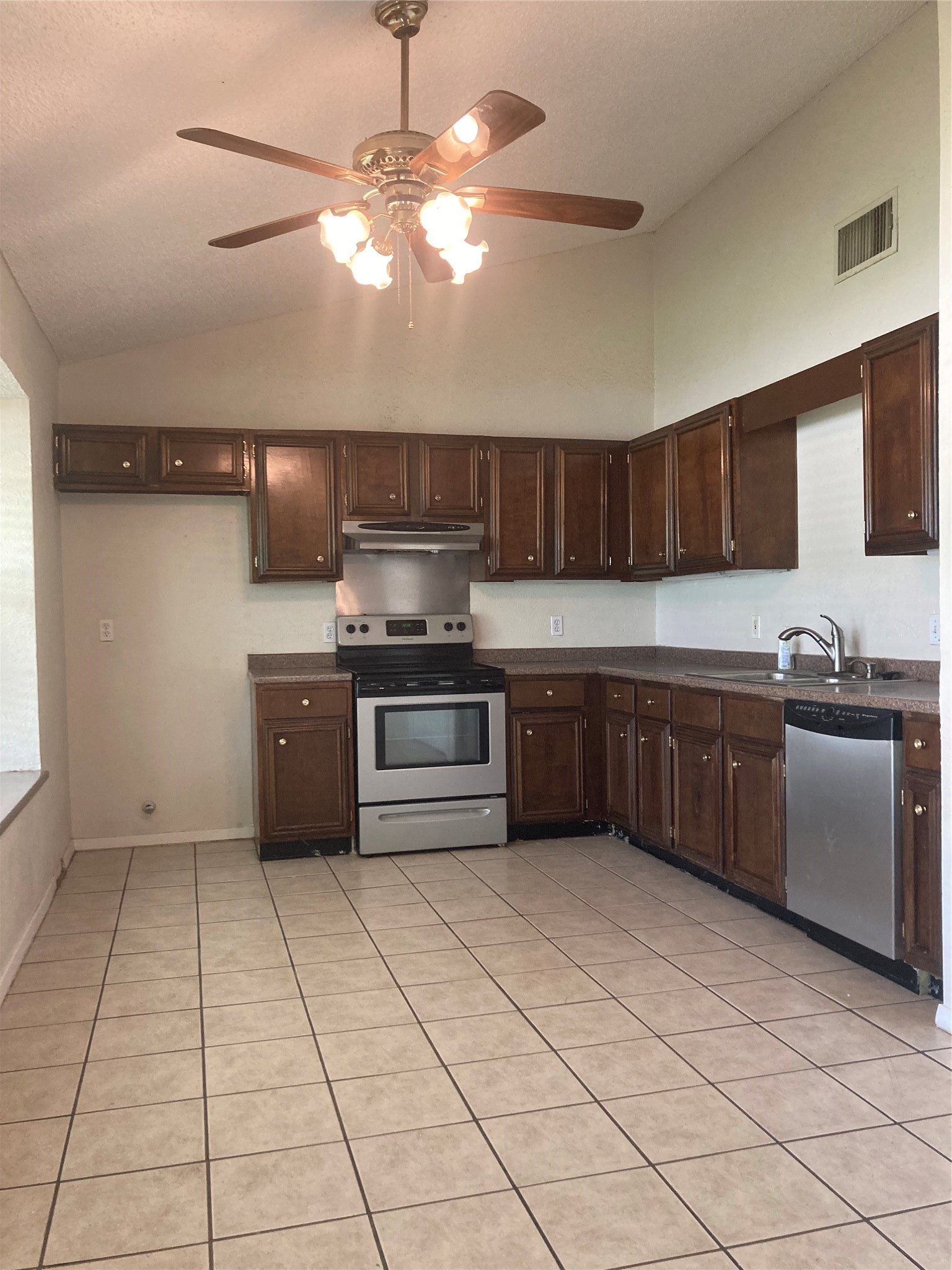 2002 Ridgetop Drive Round Rock, TX 78664 - Photo 2 of 8 Gallery Image 2