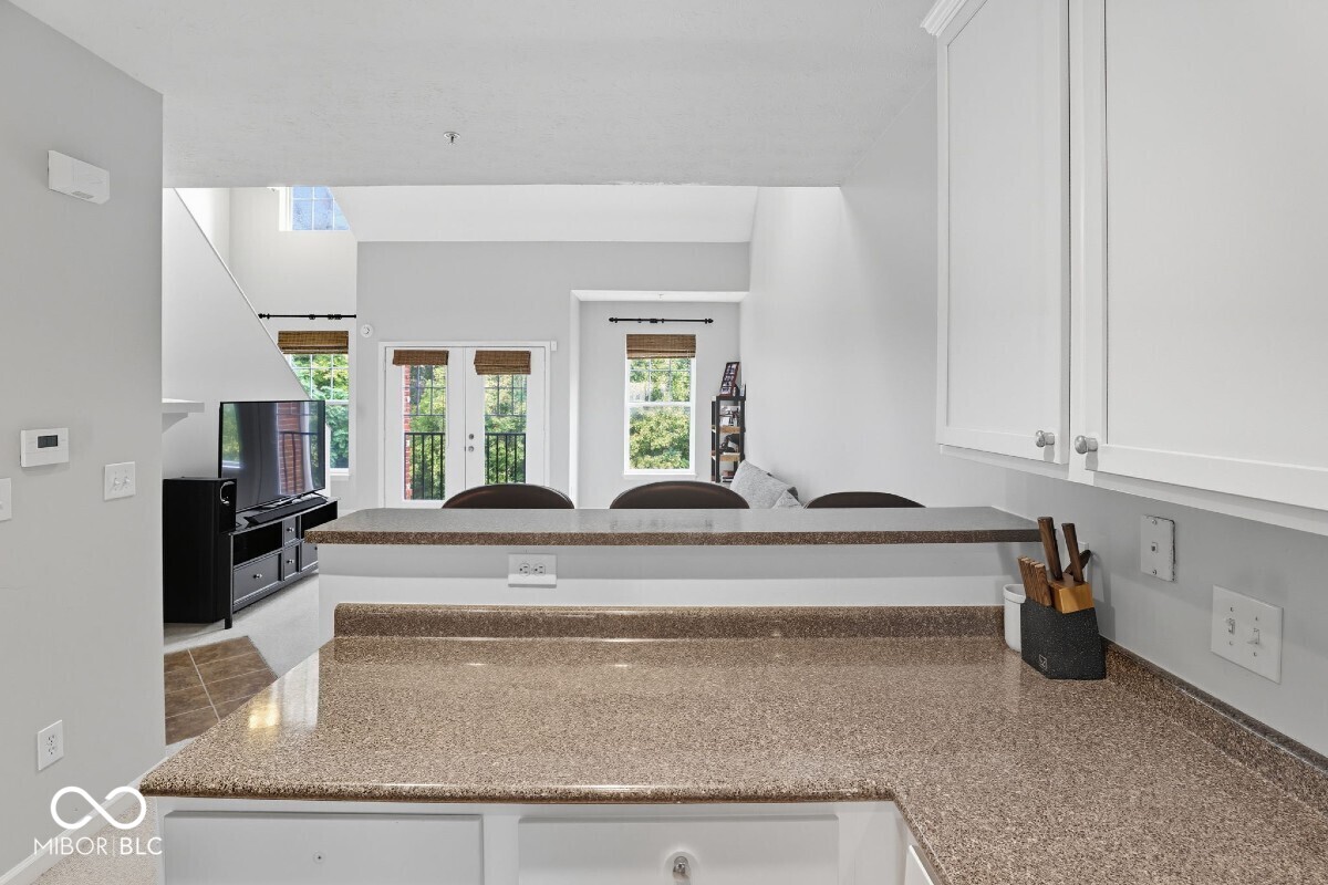 1066 Reserve Way Indianapolis, IN 46220 - Photo 18 of 47