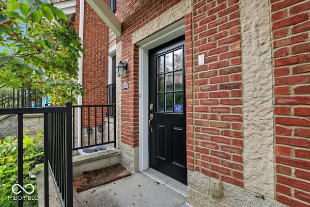 $340,000 | 1066 Reserve Way, Indianapolis, IN 46220