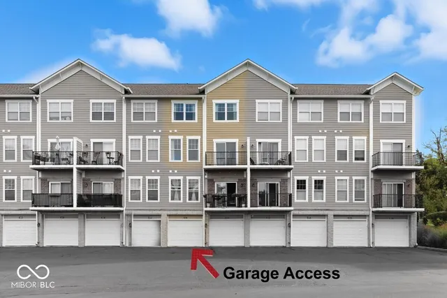 $340,000 | 1066 Reserve Way, Indianapolis, IN 46220