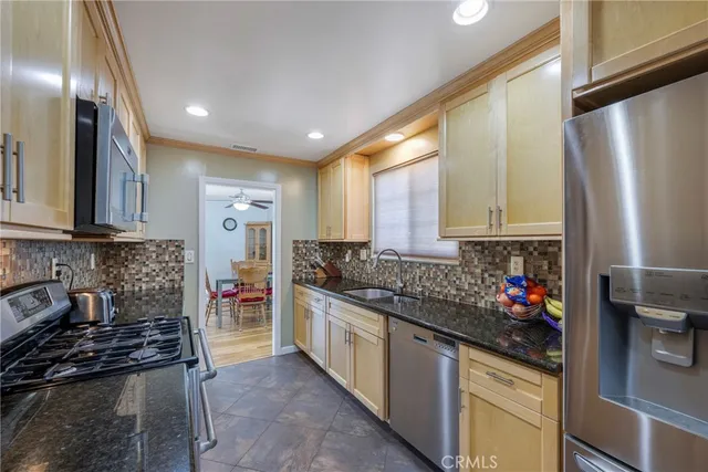 $949,900 | 7441 El Camino Circle, Buena Park, CA 90620