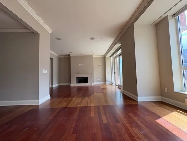 $875,000 | 270 East Pearson Street, Unit 602, Chicago, IL 60611