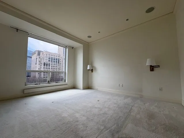 $875,000 | 270 East Pearson Street, Unit 602, Chicago, IL 60611