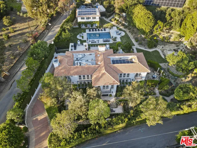 $15,000,000 | 23255 Mariposa De Oro Street, Malibu, CA 90265