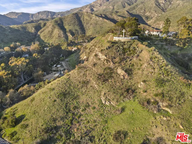 $15,000,000 | 23255 Mariposa De Oro Street, Malibu, CA 90265