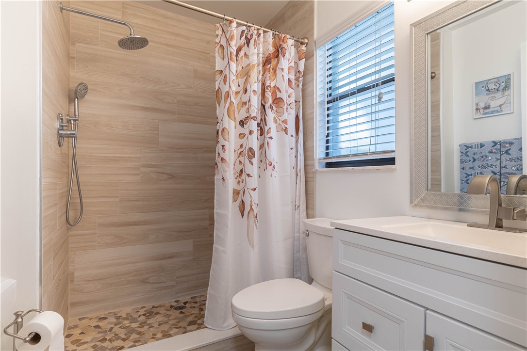1172 Breezy Way, Unit 5D Sebastian, FL 32958 - Photo 19 of 30