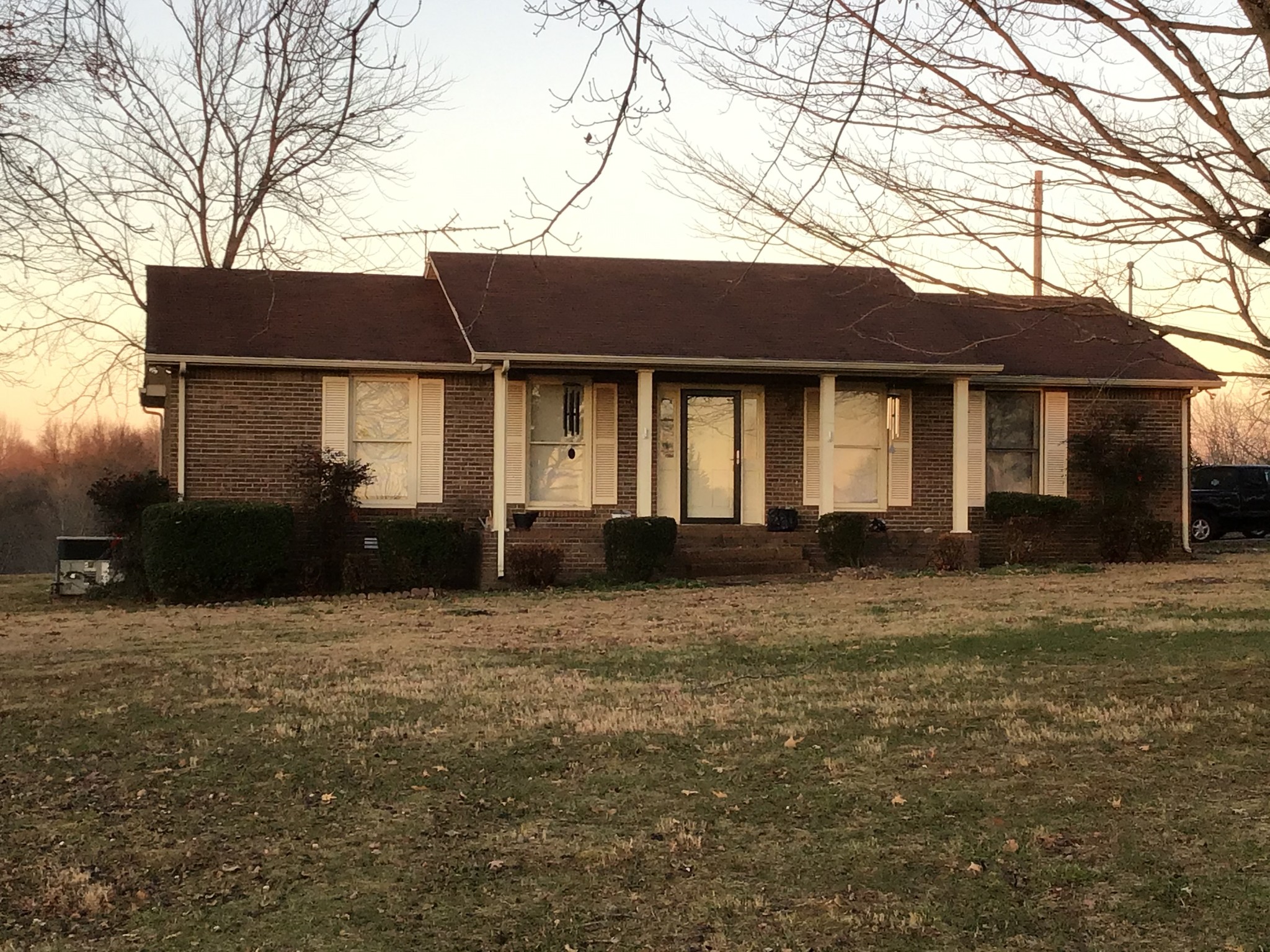 6830 Hester Road Springfield, TN 37172 - Photo 3 of 28 a house that has a tree in front of it