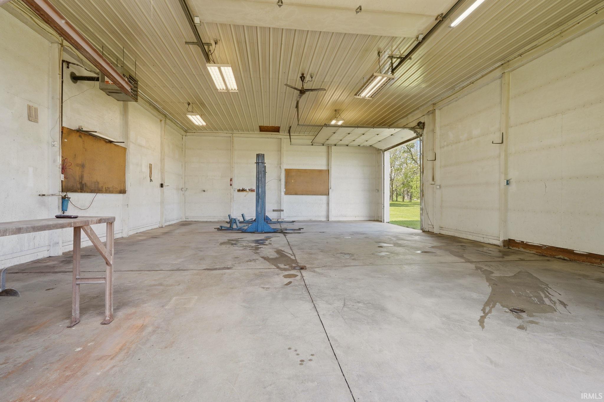8615 Branstrator Road Fort Wayne, IN 46809 - Photo 30 of 36