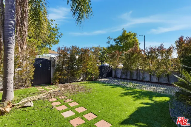 $1,799,999 | 3652 Brunswick Avenue, Los Angeles, CA 90039