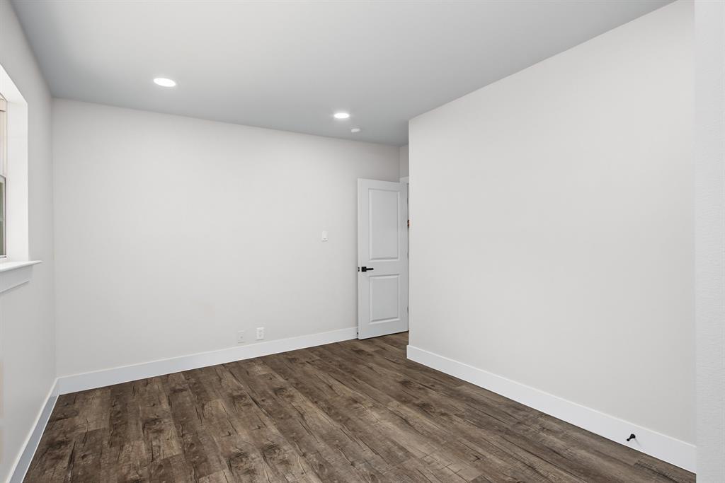 4608 Reed Street Fort Worth, TX 76119 - Photo 21 of 40 Gallery Image 21