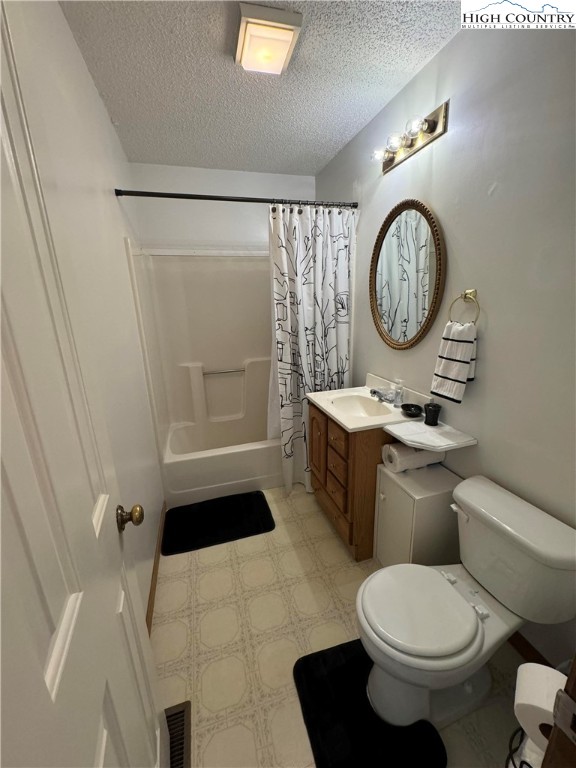 675 Coffey Road Linville, NC 28646 - Photo 20 of 36 Gallery Image 20