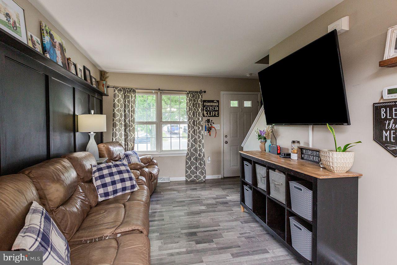 2865 Robin Road York, PA 17404 - Photo 15 of 74 Gallery Image 15