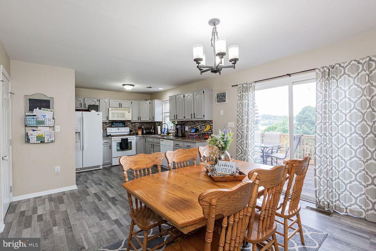 2865 Robin Road York, PA 17404 - Photo 23 of 74 Gallery Image 23