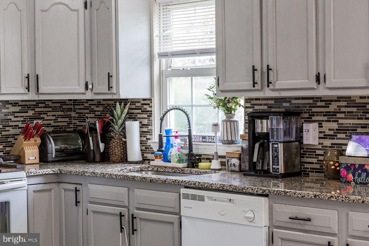 2865 Robin Road York, PA 17404 - Photo 31 of 74 Gallery Image 31