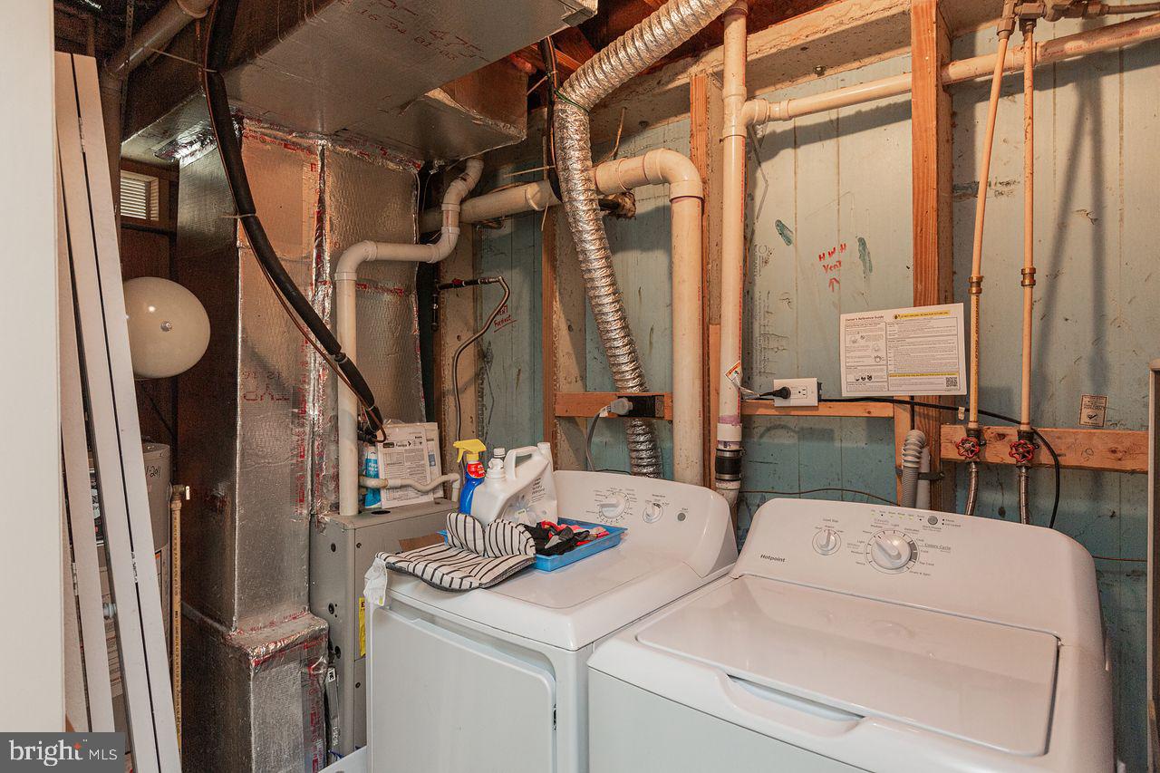 2865 Robin Road York, PA 17404 - Photo 63 of 74 Gallery Image 63