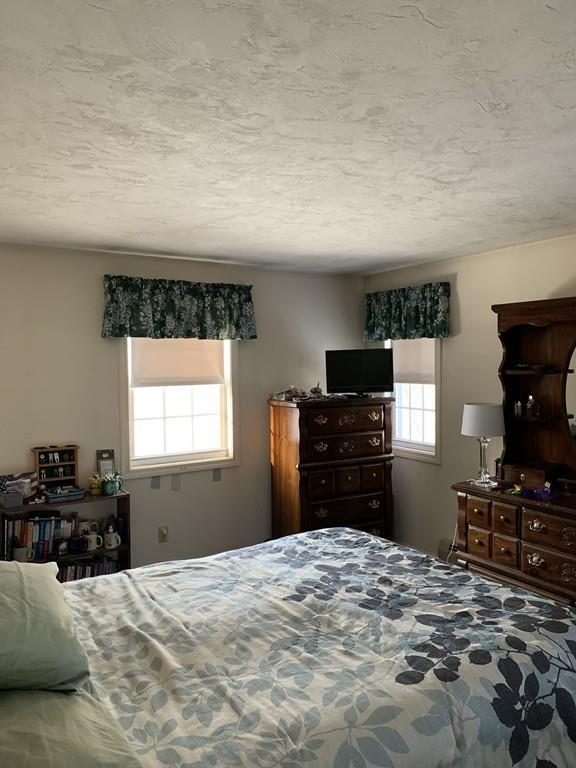 65 Farm Hill Road Leominster, MA 01453 - Photo 6 of 10