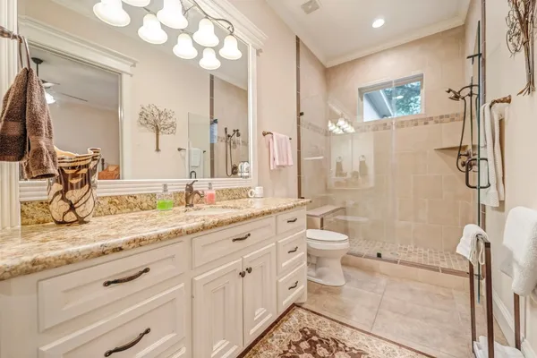 $880,000 | 3 Quinn's Cabin Court, Conroe, TX 77304