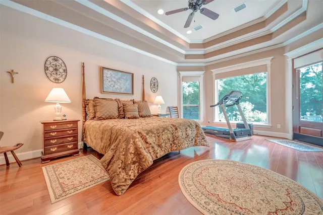 $935,000 | 3 Quinn's Cabin Court, Conroe, TX 77304