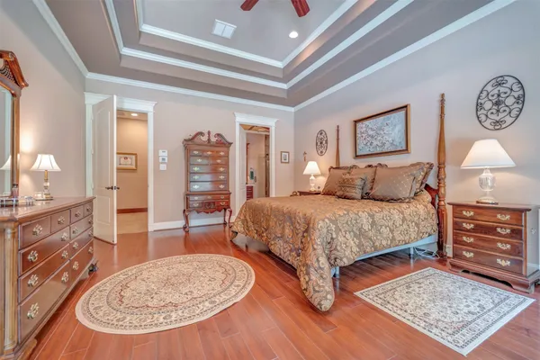 $920,000 | 3 Quinn's Cabin Court, Conroe, TX 77304